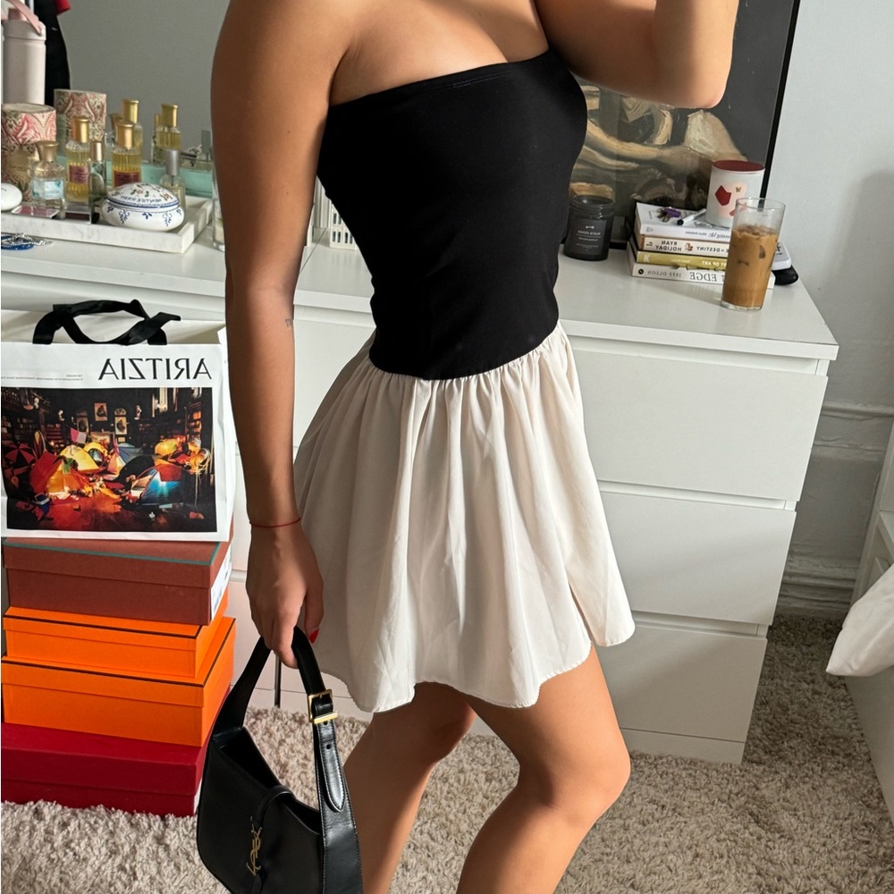 BLACK & CREAM RUFFLE DRESS - Picture 2 of 6